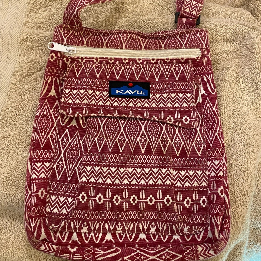 🦃🥧🦃🥧 Sale!!!  Kavu For Keeps Crossbody Bag, Red, Adjustable Strap, EUC